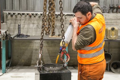 Hammerrevision Hydraulikhammer revidieren, Hydraulikhammer reparieren, Abbauhammer reparieren, Abbauhammer revidieren