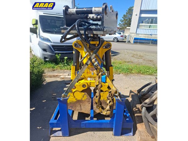 Zweiwegeanbaugeräte Kinshofer C18VE Zweischalen-Gleisbaugreifer