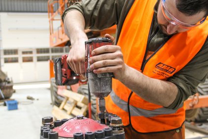 Hammerrevision Hydraulikhammer revidieren, Hydraulikhammer reparieren, Abbauhammer reparieren, Abbauhammer revidieren