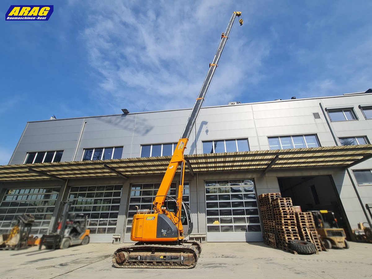 HITACHI ZX135UST (15.9m)