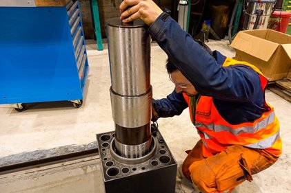 Hammerrevision Hydraulikhammer revidieren, Hydraulikhammer reparieren, Abbauhammer reparieren, Abbauhammer revidieren