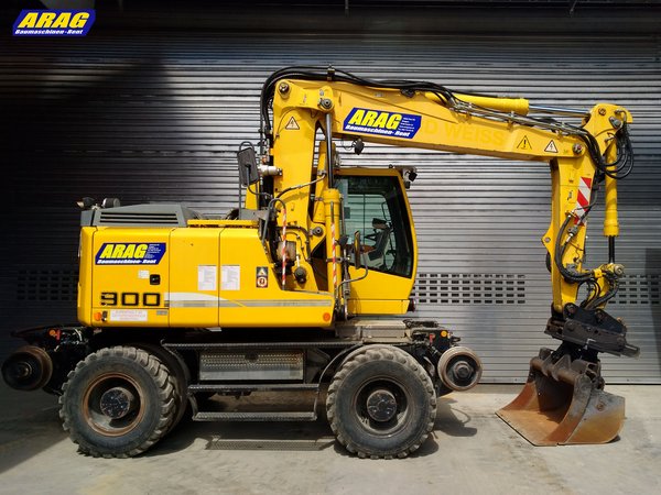 Liebherr A900 mit Bioöl, Liebherr A900 mit Bioöl mieten, Liebherr A900 mit Bioöl mieten Schweiz, Schienenbagger mit Bioöl, Schienenbagger mit Bioöl mieten, Schienenbagger mit Bioöl mieten Schweiz, Liebherr A900 mit Bio Hydrauliköl, Schienenbagger mit Bio Hydrauliköl